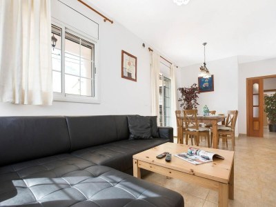 Villa Villa in Lloret de Mar with Private Pool - Features photo 13