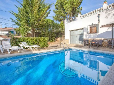 Villa Villa in Strandnähe in Lloret de Mar - Outdoor photo 7