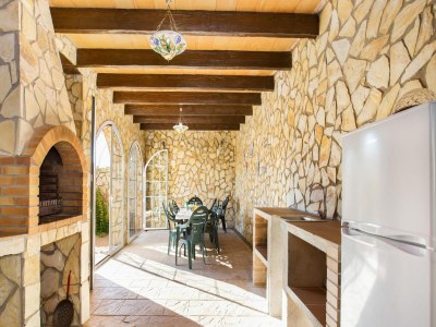 Villa Villa in Aiguaviva Park mit privatem Pool - Features photo 9