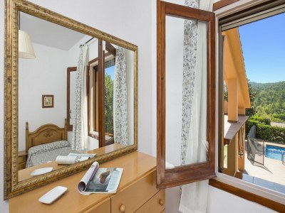 Villa Villa in Lloret de Mar with Private Pool - Features photo 16