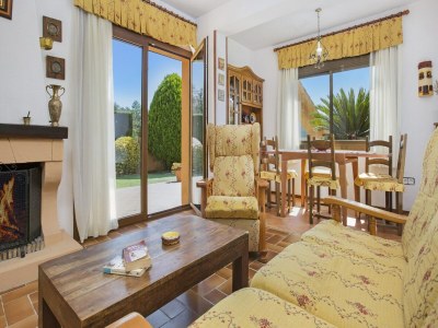 Villa Quiet residential villa in Vidreres - Features photo 15