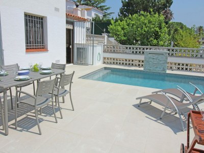 Villa Villa in Empuriabrava mit Pool - Outdoor photo 3