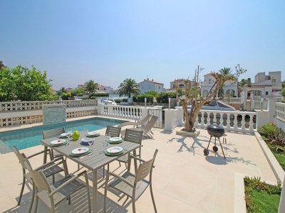 Villa Villa in Empuriabrava mit Pool - Outdoor photo 4