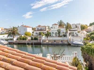 Villa Villa in Empuriabrava mit Pool - Outdoor photo 8