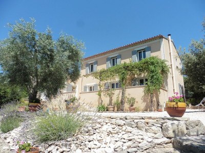 Holiday house Schönes, geräumiges Ferienhaus mit privatem Pool - Outdoor photo 7