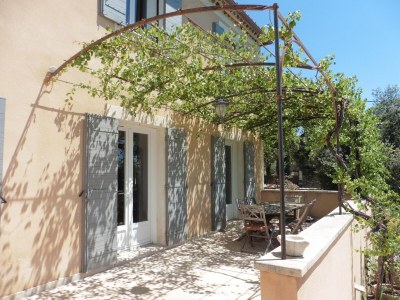 Holiday house Schönes, geräumiges Ferienhaus mit privatem Pool - Outdoor photo 10