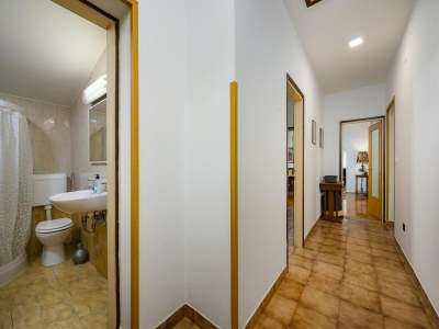 Apartment Graceful apartment with barbecue area - Features photo 14