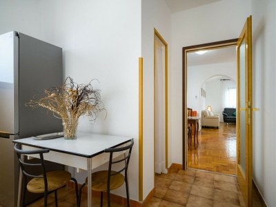 Apartment Graceful apartment with barbecue area - Features photo 26