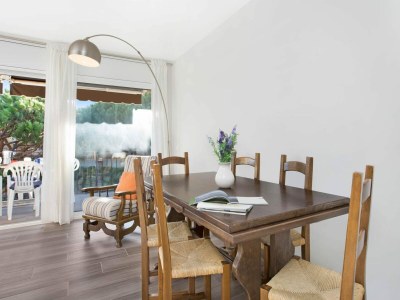 Apartment Apartment in Spain near Sandy Beach - Features photo 5