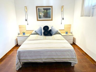 Apartment Apartment in Spain near Beaches & City Center - Features photo 14