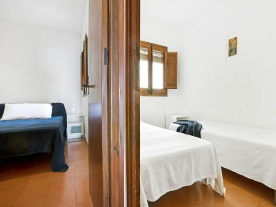 Apartment Apartment in Spain near Sandy Beach - Features photo 5