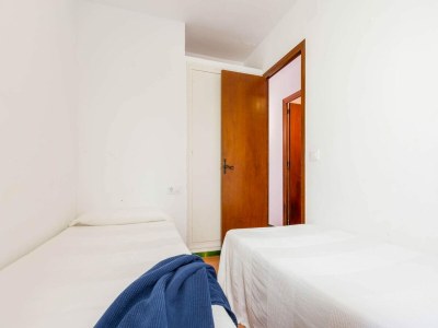 Apartment Apartment in Spain near Sandy Beach - Features photo 9