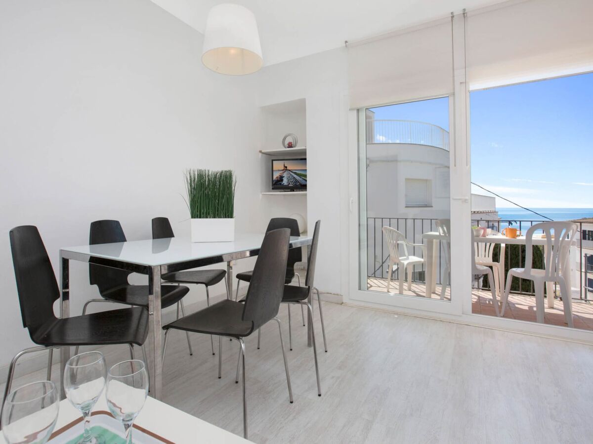 Apartment Apartment in Llafranc by the Sandy Beach - Features photo 4