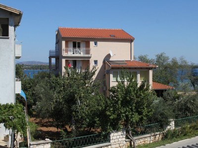 Apartment One bedroom apartment near beach Tkon, Pašman A-8377-a - Outdoor photo 8