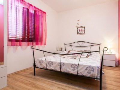 Apartment Four-bedroom apartment with terrace Brna, Korčula A-9188-a - Outdoor photo 21