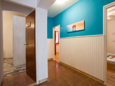 Apartment Four-bedroom apartment with terrace Brna, Korčula A-9188-a - Outdoor photo 33