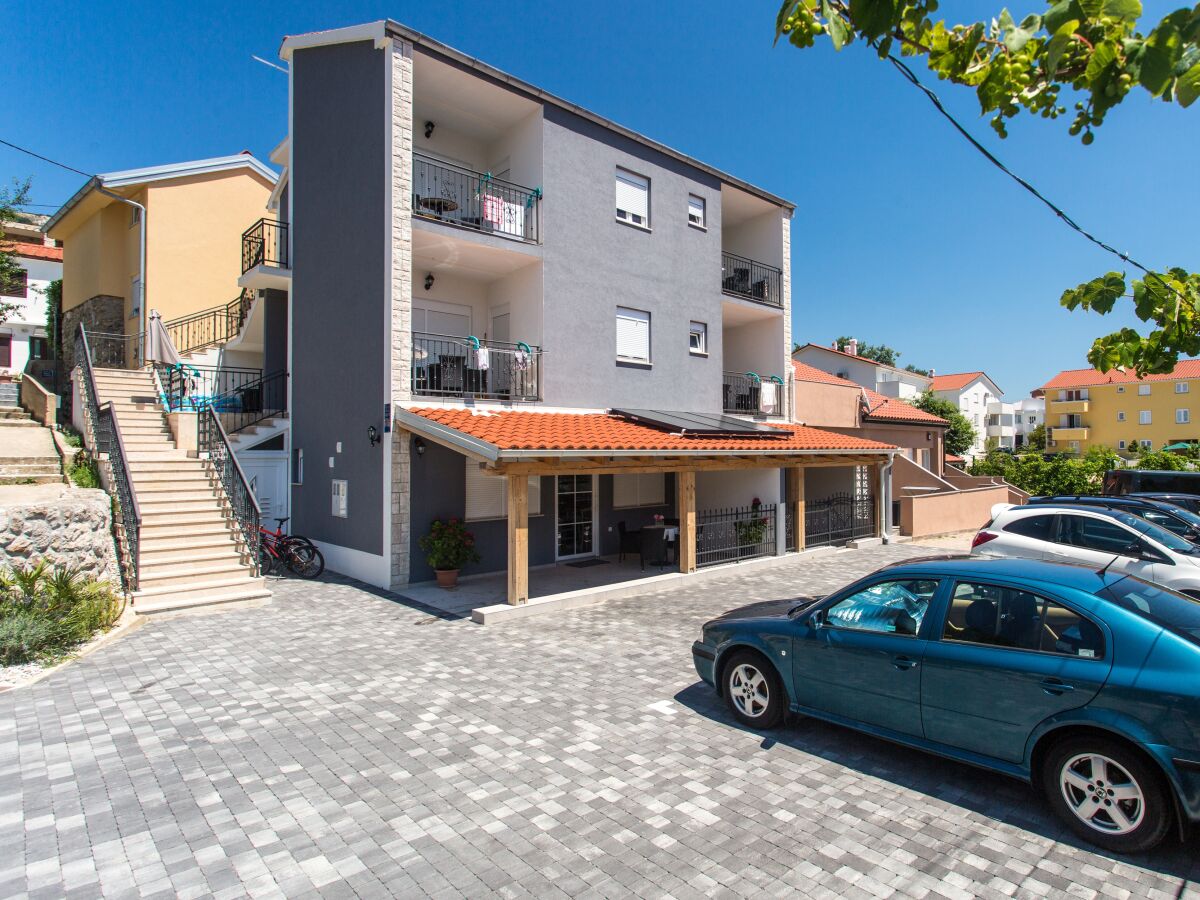 Apartment One bedroom apartment with terrace Baška, Krk A-18808-a - Outdoor photo 4