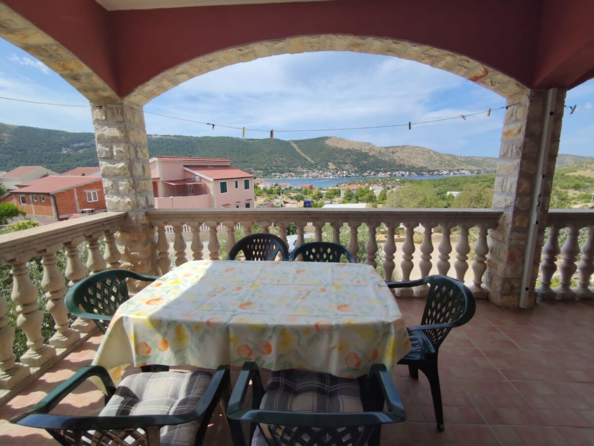 Apartment Two bedroom apartment with terrace and sea view Grebaštica, Šibenik A-24934-d