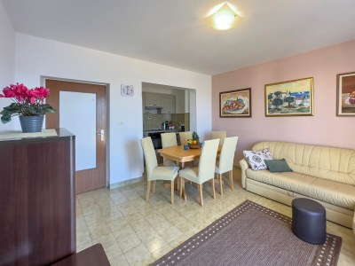 Apartment Two bedroom apartment near beach Podstrana, Split A-14993-a - Outdoor photo 12