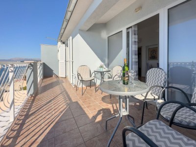 Apartment Two bedroom apartment near beach Podstrana, Split A-14993-b - Outdoor photo 27