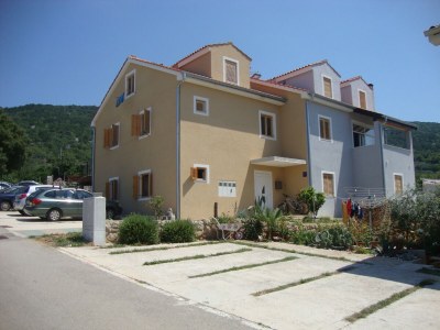 Apartment Two bedroom apartment with terrace Cres A-15672-a - Outdoor photo 5