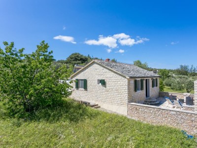 Holiday house One bedroom house with terrace and sea view Supetar, Brač K-17330 - Outdoor photo 3