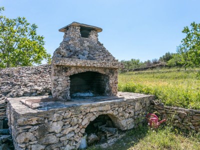 Holiday house One bedroom house with terrace and sea view Supetar, Brač K-17330 - Outdoor photo 11