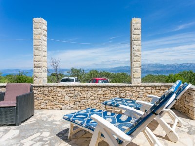 Holiday house One bedroom house with terrace and sea view Supetar, Brač K-17330 - Outdoor photo 39