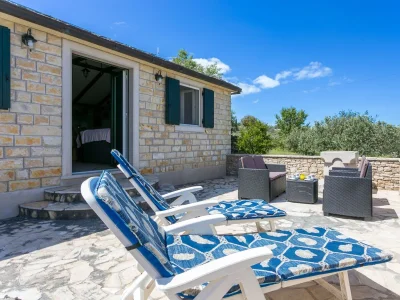 Holiday house One bedroom house with terrace and sea view Supetar, Brač K-17330 - Outdoor photo 40