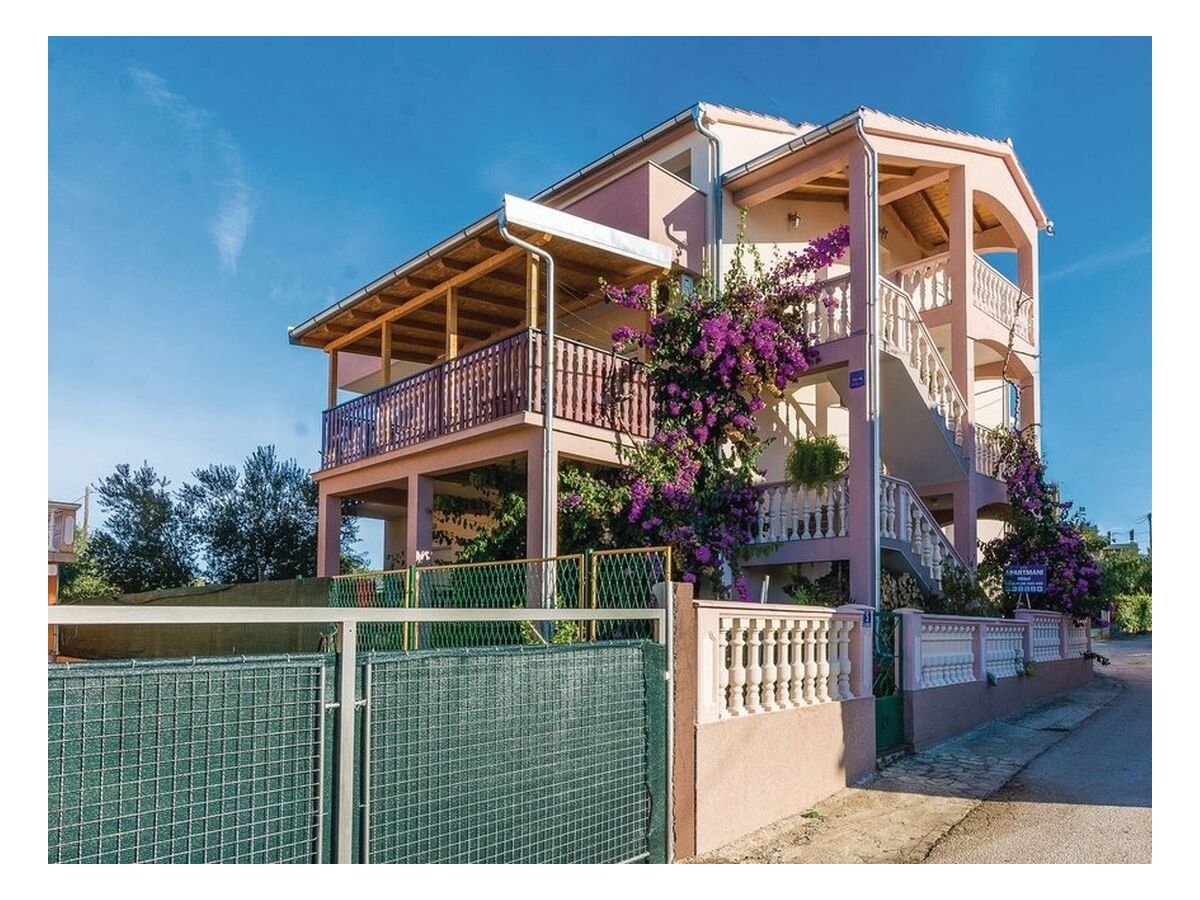 Apartment Two bedroom apartment with terrace and sea view Bibinje, Zadar A-18056-a