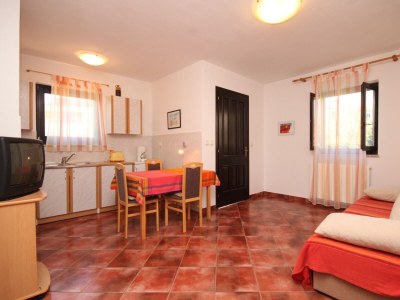 Apartment One bedroom apartment with terrace Valbandon, Fažana A-7304-a - Outdoor photo 12