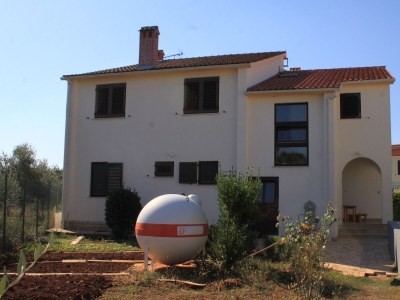 Apartment One bedroom apartment with terrace Valbandon, Fažana A-7304-b - Outdoor photo 3