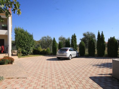 Apartment One bedroom apartment with terrace Valbandon, Fažana A-7304-b - Outdoor photo 4