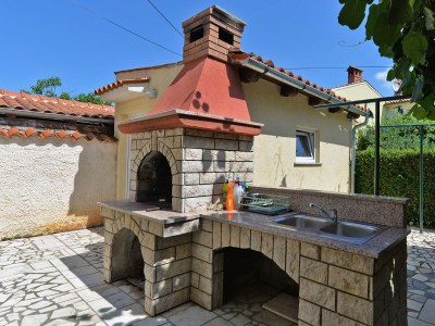 Apartment Three bedroom apartment with terrace Valbandon, Fažana A-19663-b - Outdoor photo 6