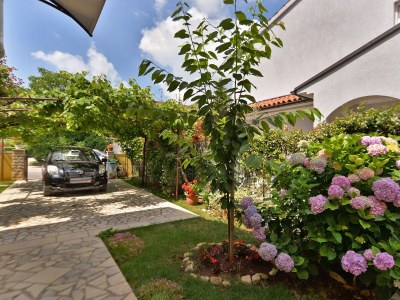 Apartment Three bedroom apartment with terrace Valbandon, Fažana A-19663-b - Outdoor photo 8