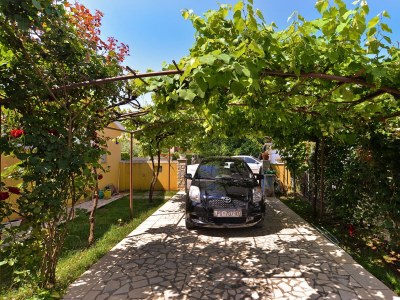 Apartment Three bedroom apartment with terrace Valbandon, Fažana A-19663-b - Outdoor photo 10