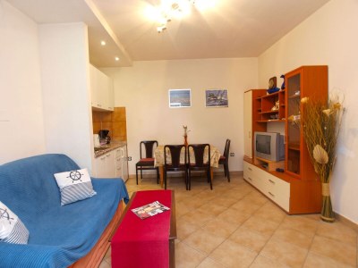 Apartment Two bedroom apartment with terrace Medulin A-19686-a - Outdoor photo 11