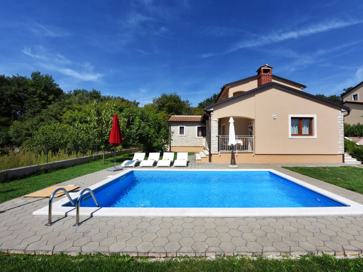 Holiday house Three bedroom house with terrace Mofardini, Central Istria - Središnja Istra K-20586 - Outdoor photo 2