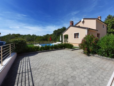 Holiday house Three bedroom house with terrace Mofardini, Central Istria - Središnja Istra K-20586 - Outdoor photo 10