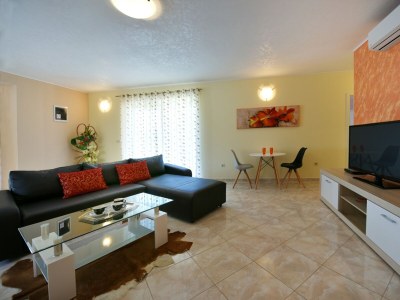 Holiday house Three bedroom house with terrace Mofardini, Central Istria - Središnja Istra K-20586 - Outdoor photo 11