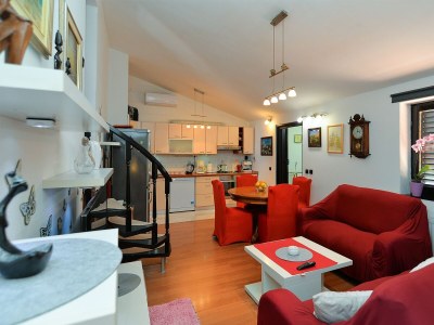 Apartment Three bedroom apartment with terrace Banjole, Pula A-20675-a - Outdoor photo 7