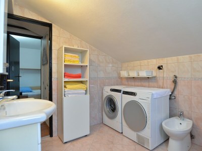 Apartment Three bedroom apartment with terrace Banjole, Pula A-20675-a - Outdoor photo 22