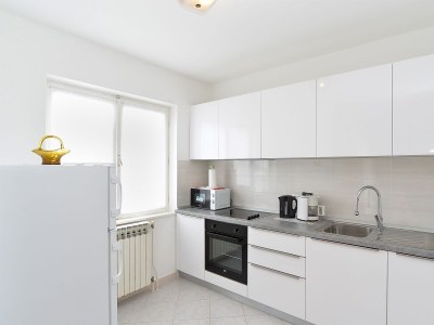 Apartment One bedroom apartment with balcony and sea view Rabac, Labin A-20746-a - Outdoor photo 11