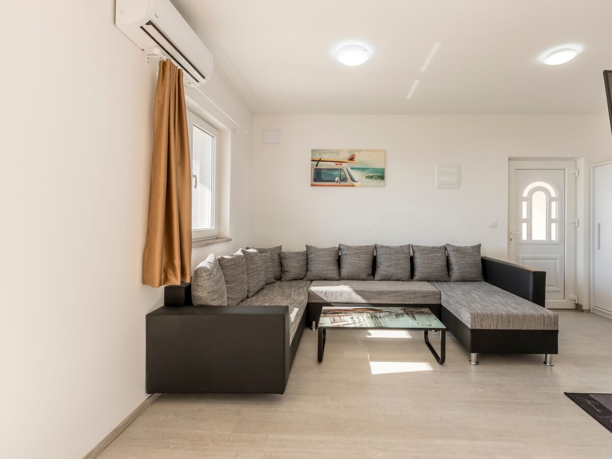 Holiday house Three bedroom house with terrace and sea view Podstrana, Split K-21718