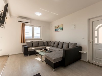 Holiday house Three bedroom house with terrace and sea view Podstrana, Split K-21718 - Outdoor photo 29