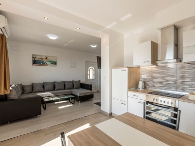 Holiday house Three bedroom house with terrace and sea view Podstrana, Split K-21718 - Outdoor photo 37