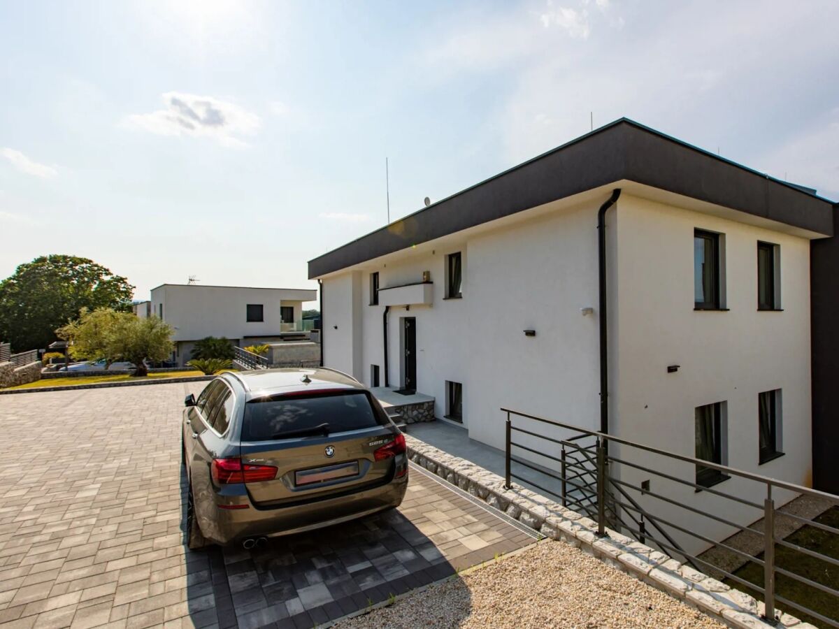 Apartment Two bedroom apartment with terrace Vantačići, Krk A-21704-b - Outdoor photo 3