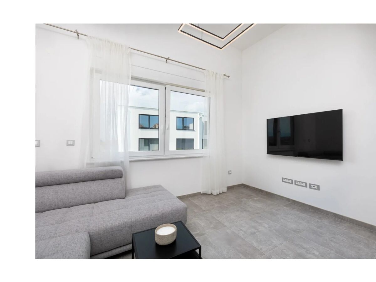 Apartment Two bedroom apartment with terrace Vantačići, Krk A-21704-b - Outdoor photo 5