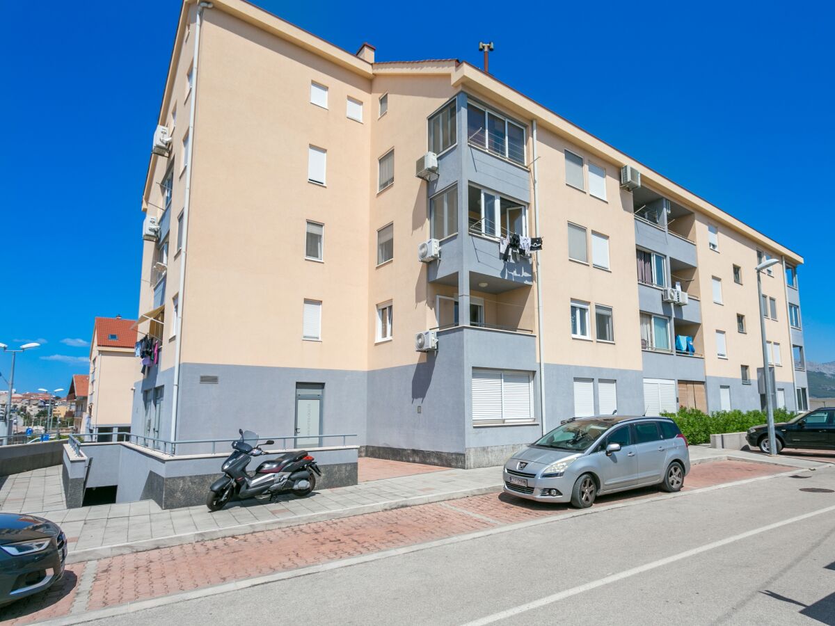 Apartment One bedroom apartment with terrace Split A-23485-a - Outdoor photo 4