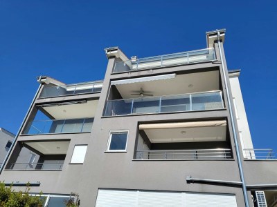 Apartment Two bedroom apartment with terrace and sea view Njivice, Krk A-21695-a - Outdoor photo 2